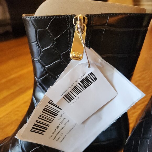 NWOB Michael Kors Cosmo Crocodile Embossed Leather Kitten Heel Dress Bootie - Picture 13 of 14